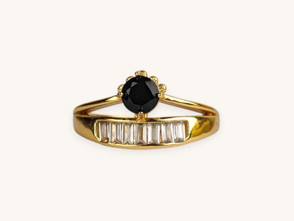 Golden Ring Round Stone